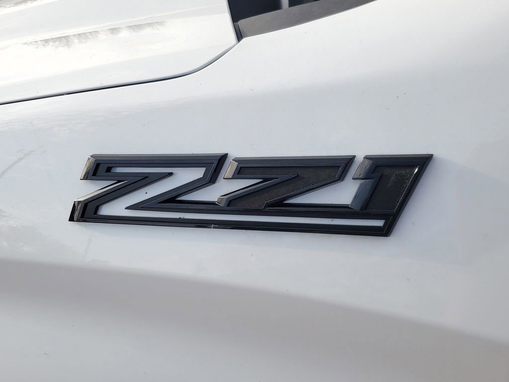 New 2026 Chevrolet Silverado 1500 Custom Trail Boss w/ LPO, Dark Essentials Package image 9