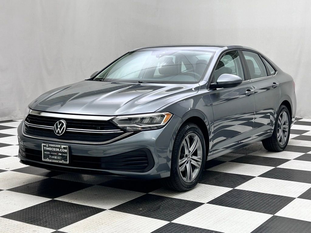 Used 2022 Volkswagen Jetta SE FWD image 4