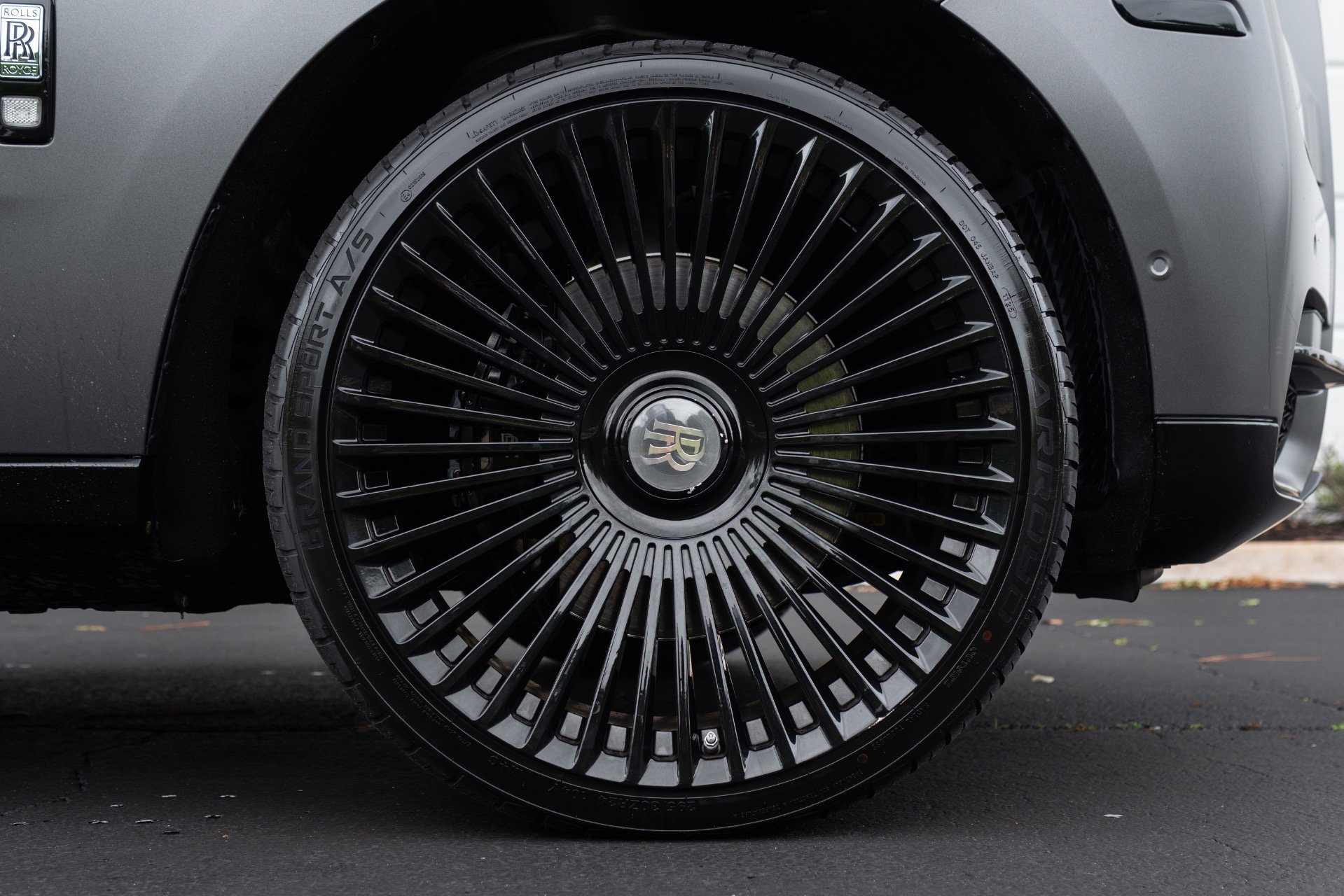 Used 2020 Rolls-Royce Cullinan image 9