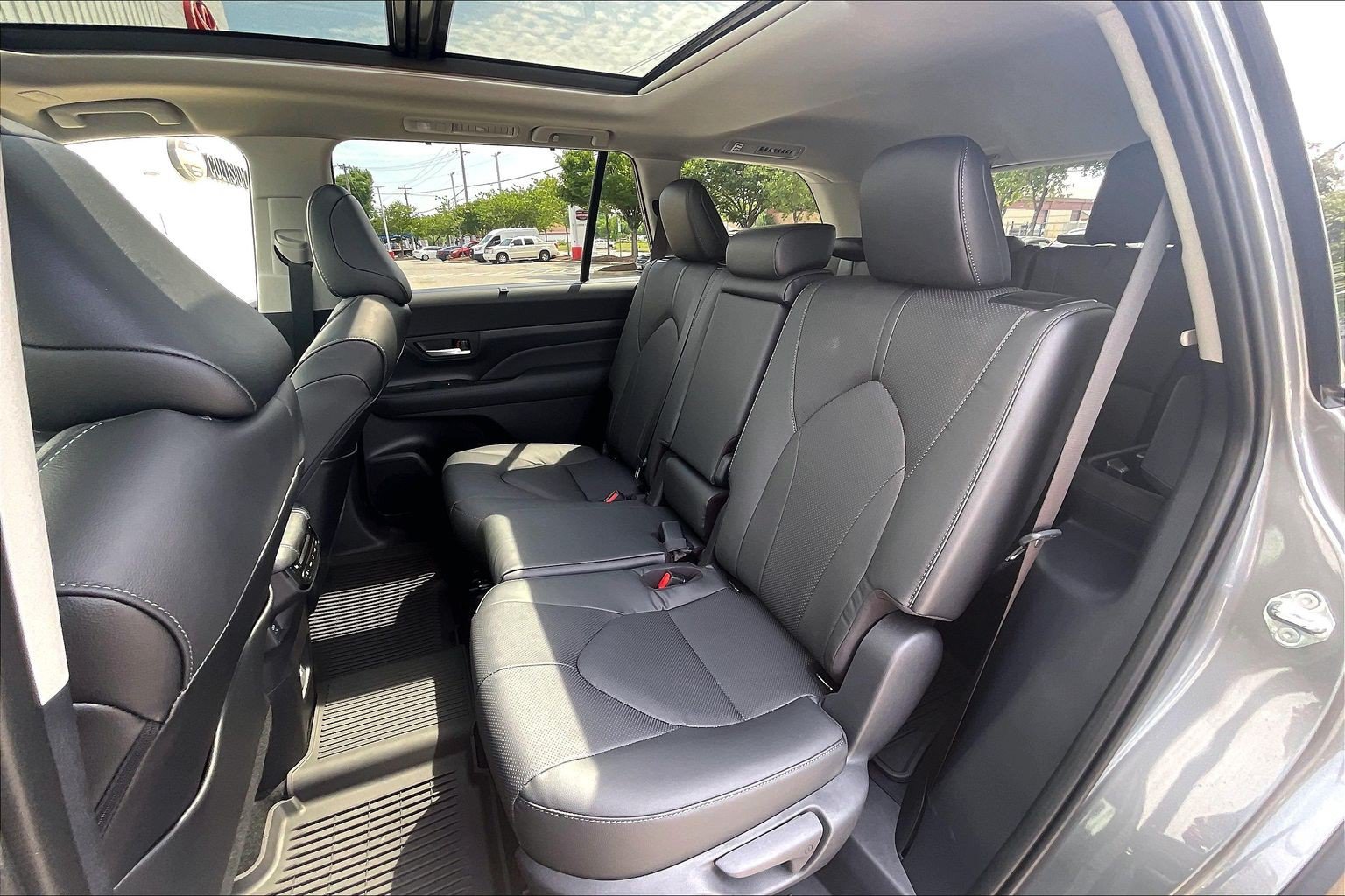 New 2026 Toyota Grand Highlander AWD image 13
