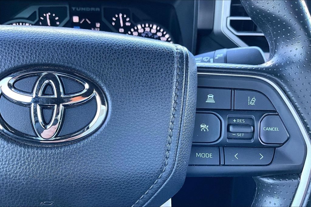 Used 2025 Toyota Tundra SR5 AWD/4WD image 26