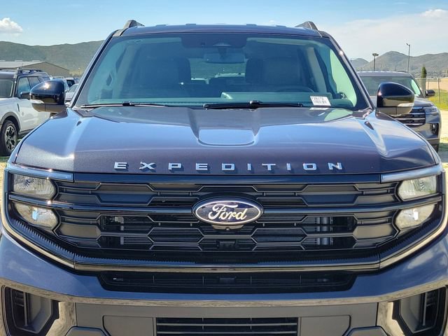 New 2026 Ford Expedition Active image 21