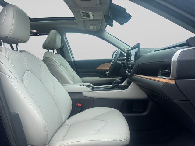 Certified 2024 Toyota Grand Highlander FWD image 16