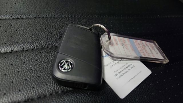 Used 2024 Volkswagen Tiguan SE image 14