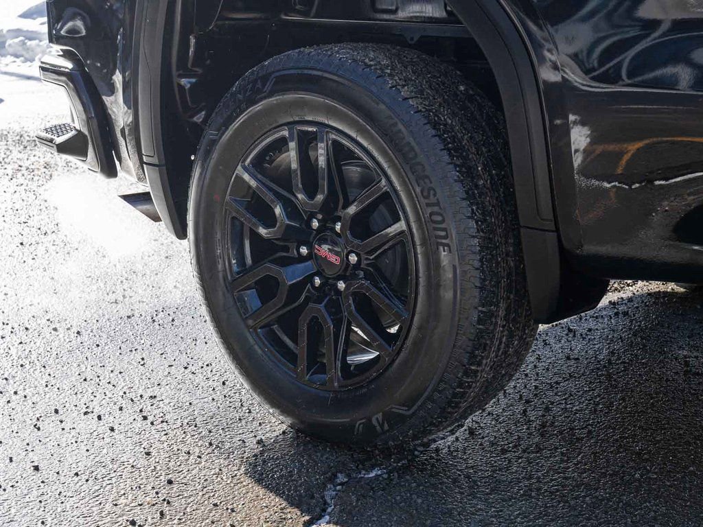 Used 2026 GMC Sierra 1500 Elevation image 10