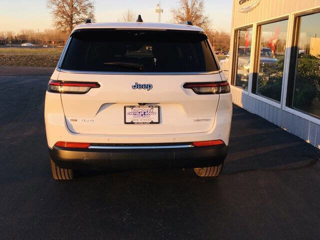 Used 2023 Jeep Grand Cherokee L Limited w/ Luxury Tech Group II image 8