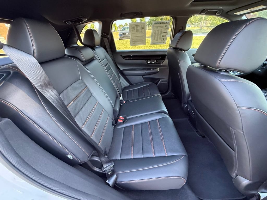 Used 2025 Honda CR-V Sport Touring image 39