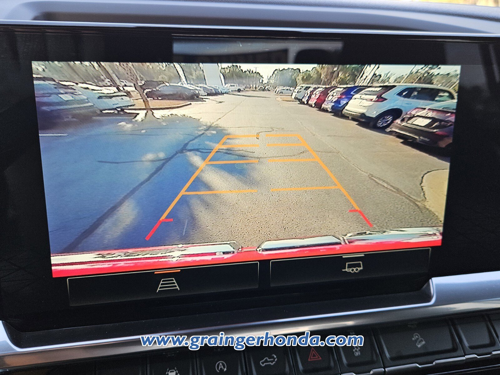 Used 2024 GMC Sierra 1500 Elevation image 16