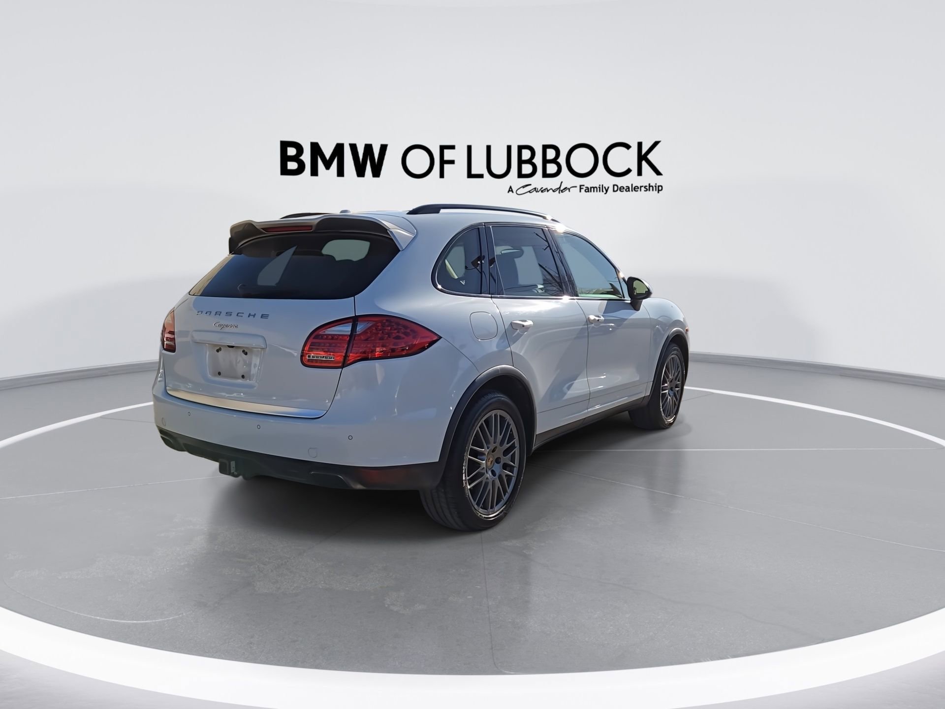 Used 2014 Porsche Cayenne image 8