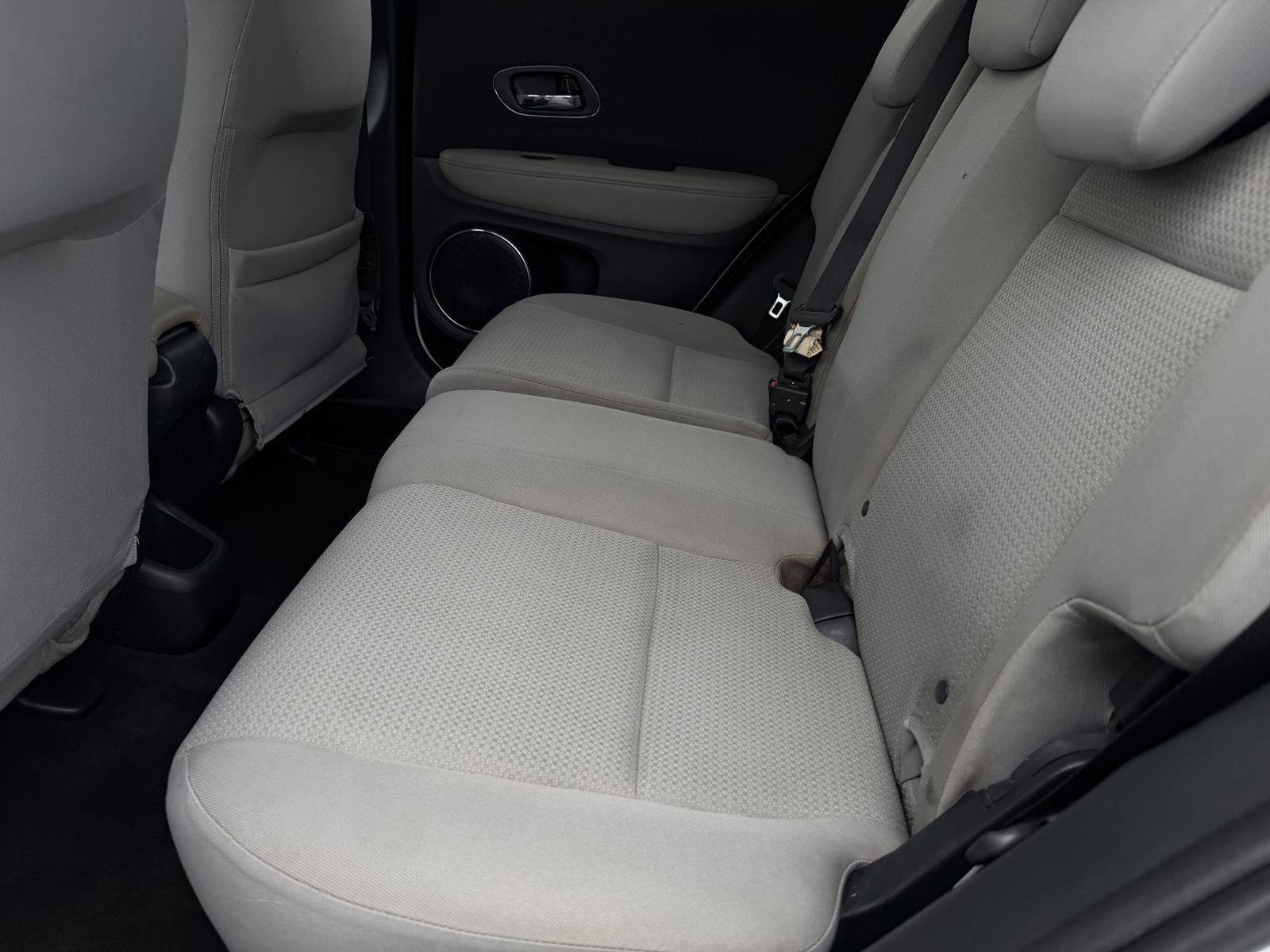 Used 2022 Honda HR-V EX image 8