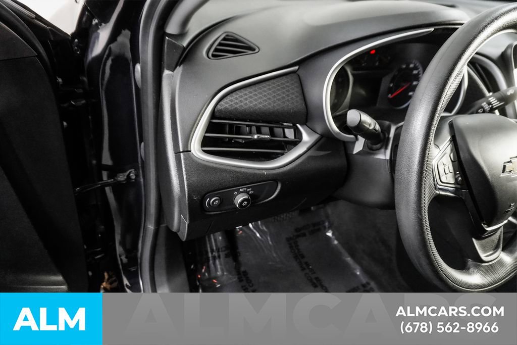 Used 2025 Buick Enclave Preferred image 32