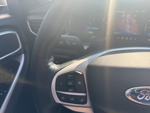 Used 2023 Ford Explorer XLT w/ Equipment Group 202A image 21