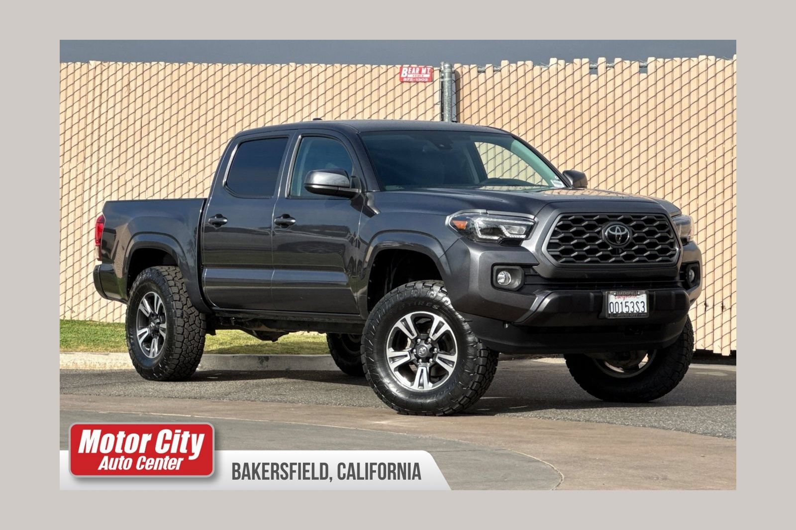 Used 2023 Toyota Tacoma SR AWD/4WD image 1