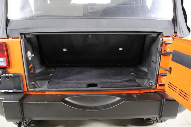 Used 2015 Jeep Wrangler Sport image 15