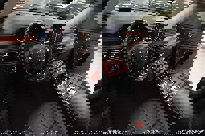 Used 2023 Lincoln Aviator Reserve w/ Equipment Group 201A image 12