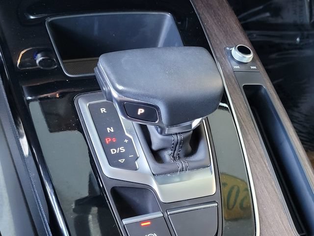 Used 2023 Audi Q5 2.0T Premium w/ Convenience Package AWD/4WD image 19