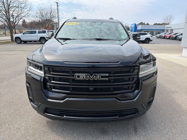 Used 2023 GMC Acadia SLT w/ Elevation Edition FWD image 8