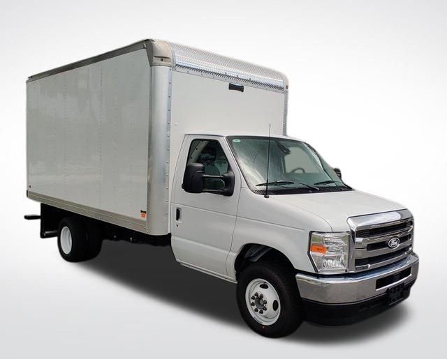 New 2026 Ford E-450 and Econoline 450 Super Duty w/ Power Equipment Group image 3