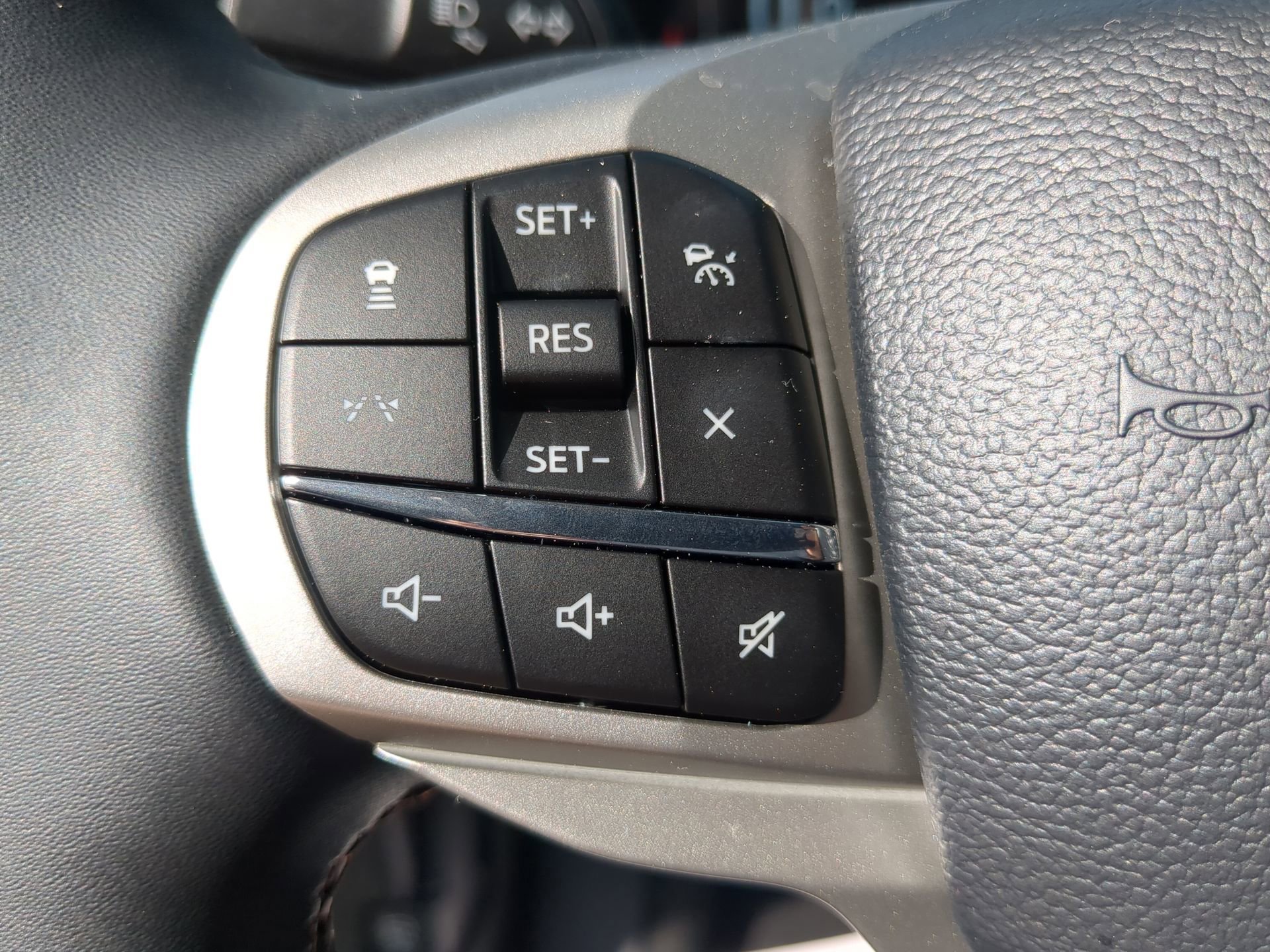 New 2026 Ford Explorer Active image 62