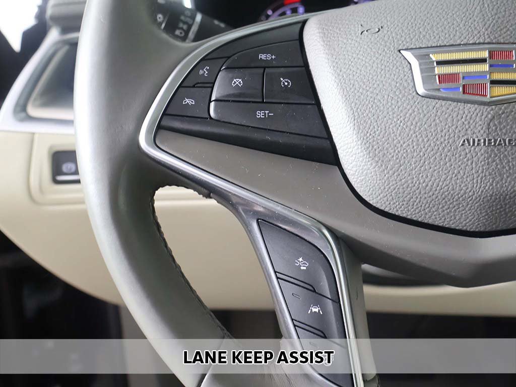 Used 2017 Cadillac XT5 Premium Luxury w/ LPO, Wheel Lock Package AWD/4WD image 7