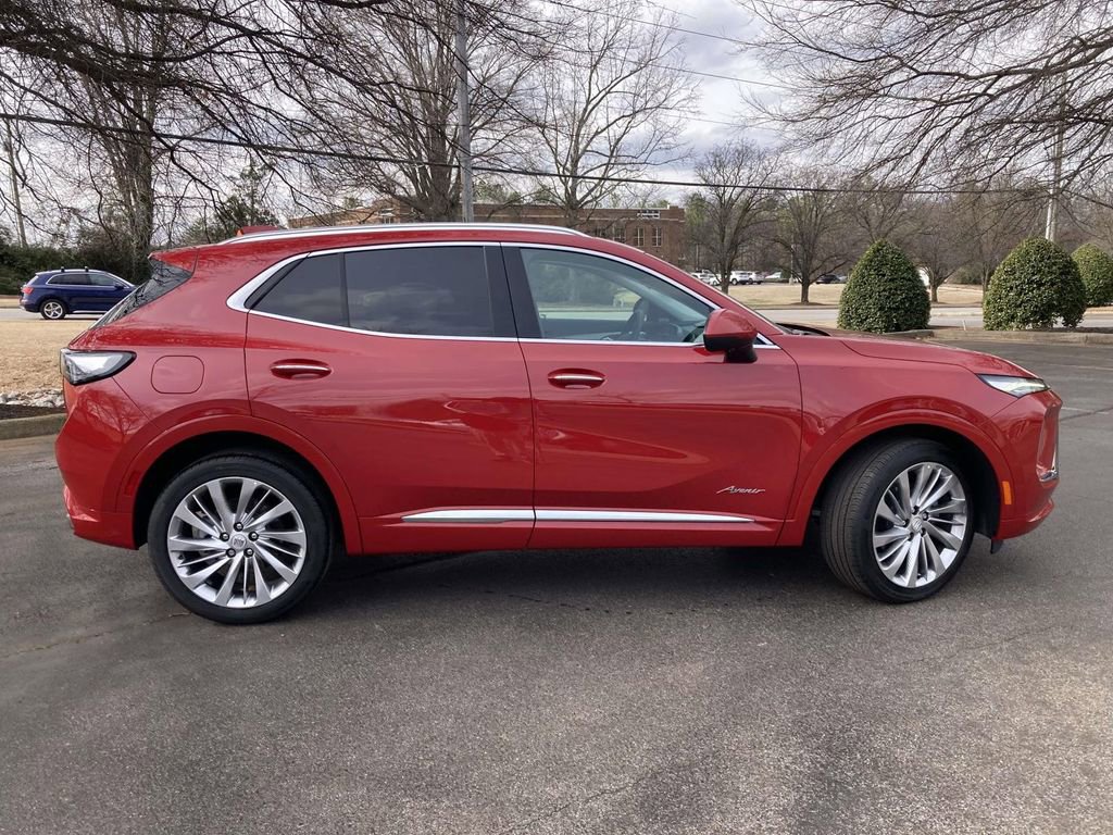Used 2025 Buick Envision Avenir image 2