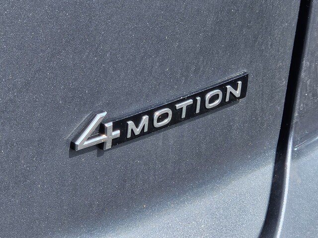 Certified 2024 Volkswagen Atlas Cross Sport SE AWD/4WD image 32