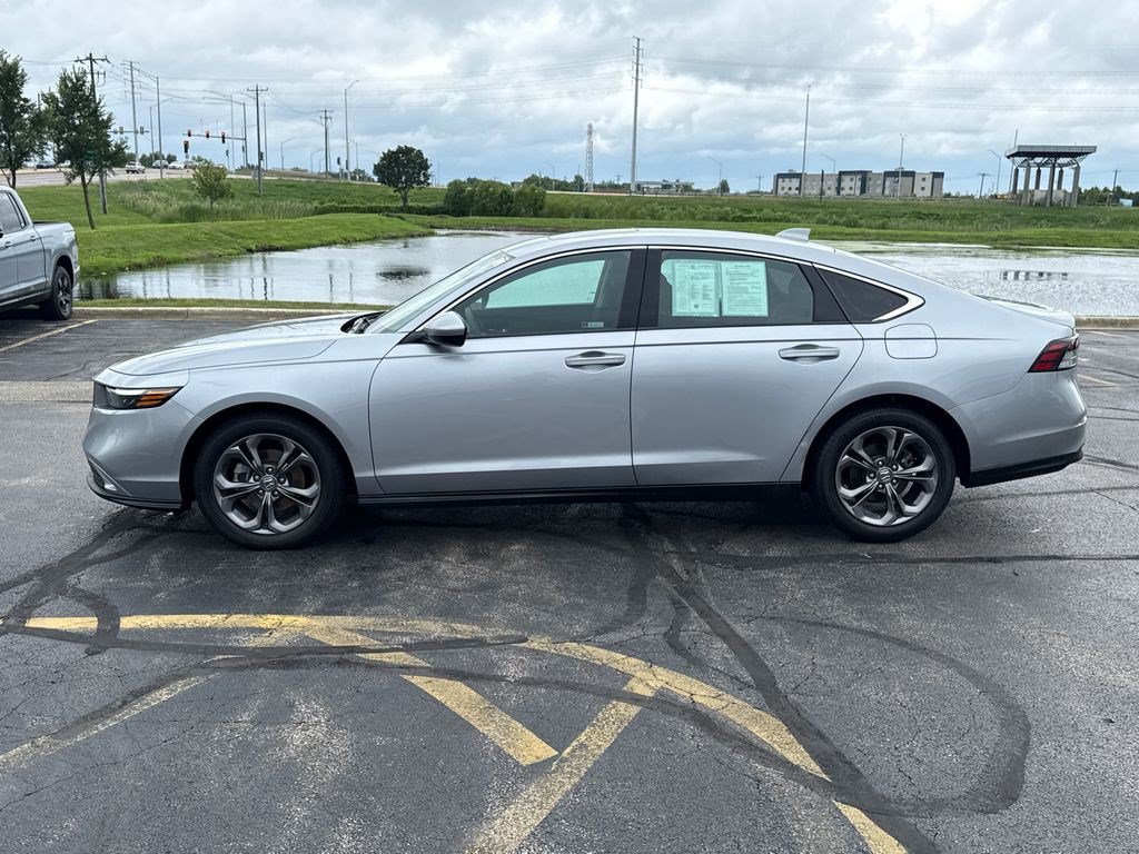 Certified 2023 Honda Accord EX image 8