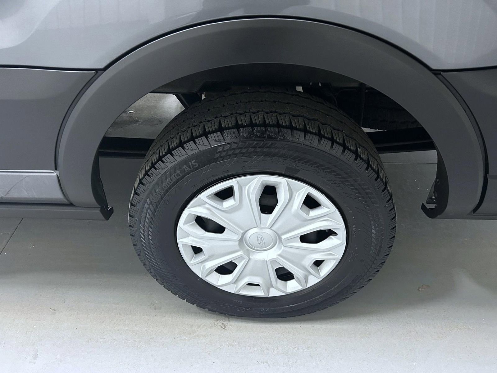 Used 2024 Ford Transit 350 XLT image 19