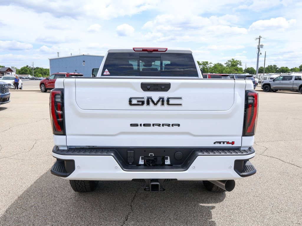 New 2026 GMC Sierra 2500 AT4 w/ AT4 Premium Plus Package AWD/4WD image 4