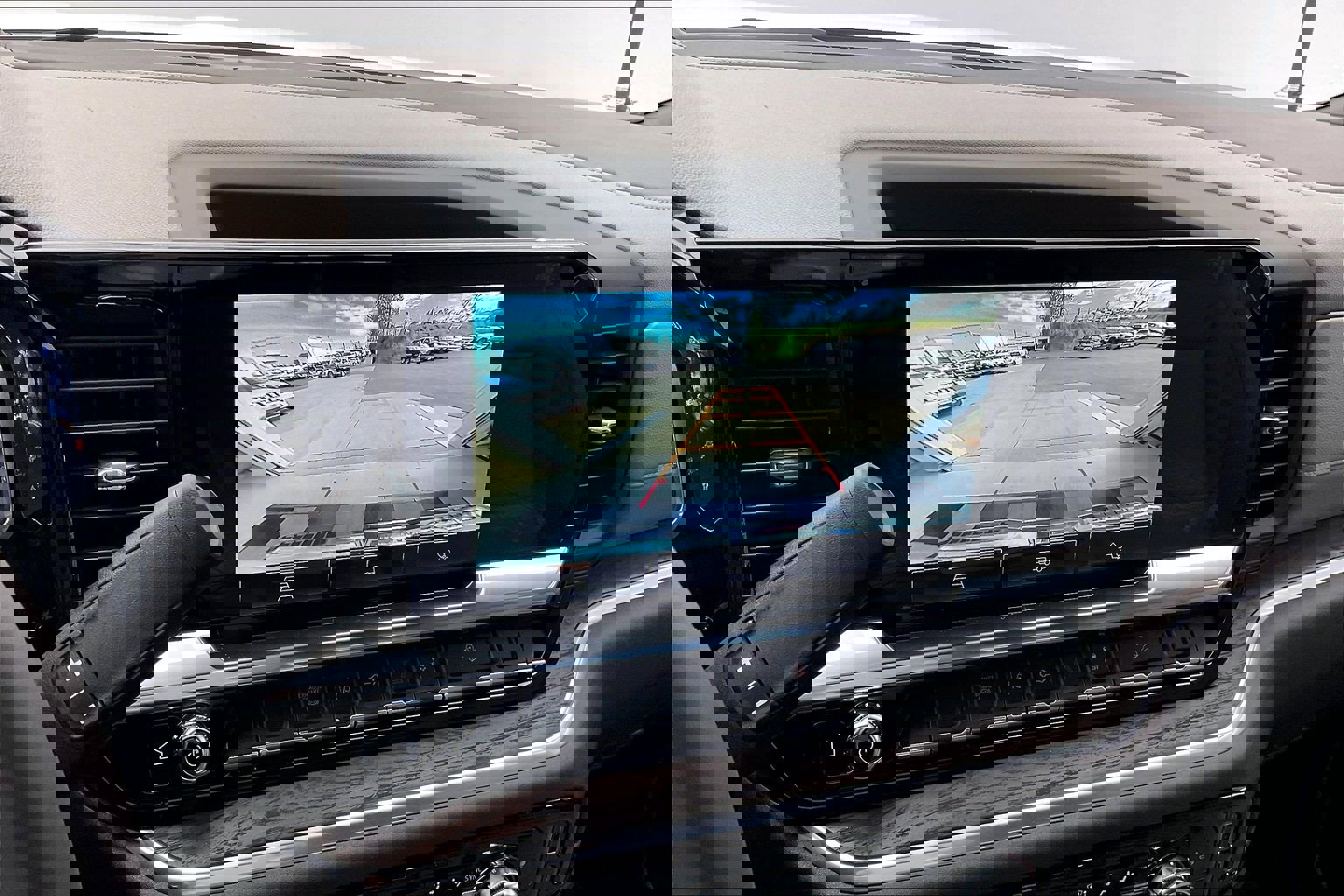 New 2026 GMC Sierra 2500 SLT image 13