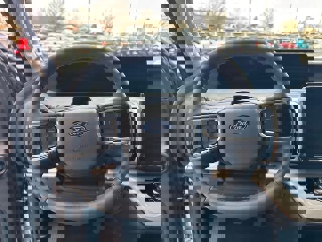 New 2026 Ford Expedition Active image 15