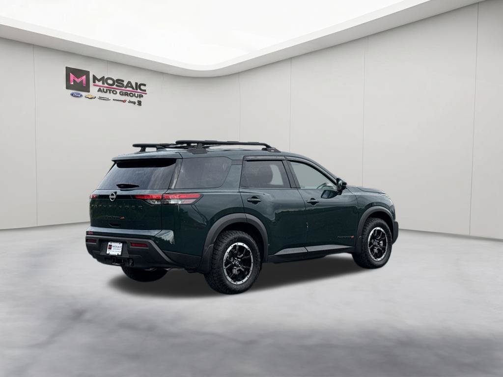 Used 2025 Nissan Pathfinder Rock Creek AWD/4WD image 7