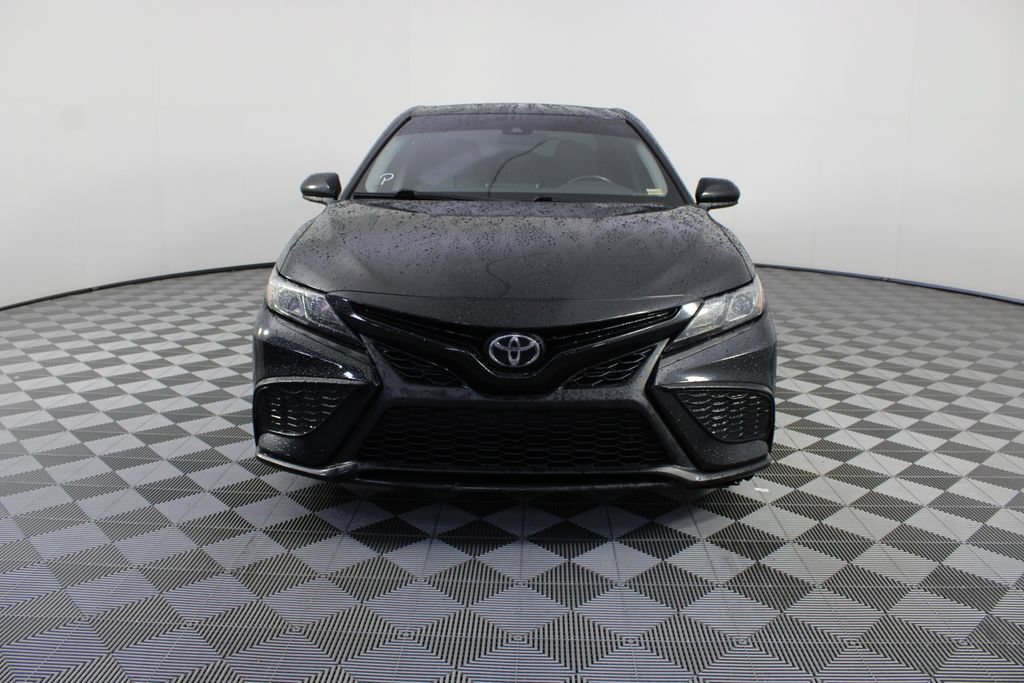 Used 2021 Toyota Camry SE FWD image 25