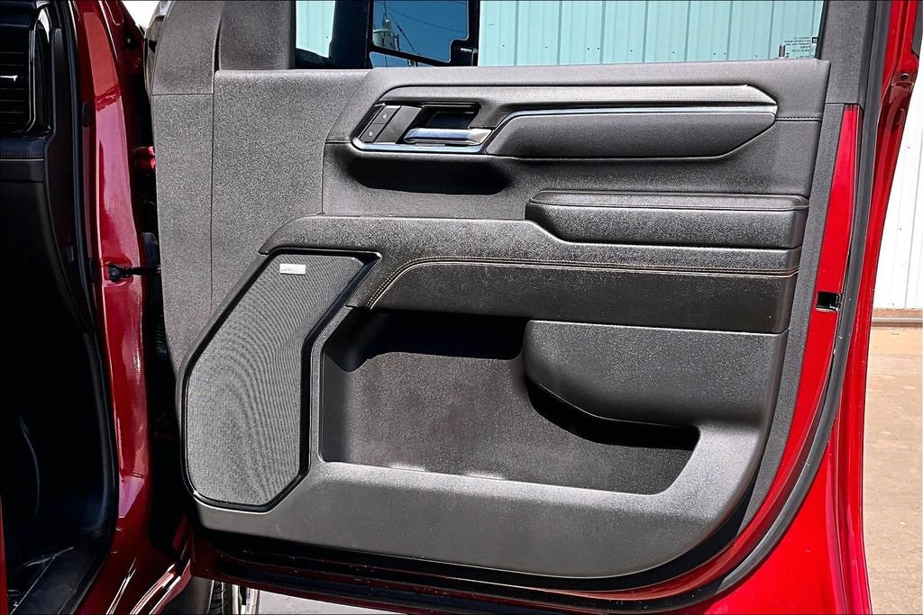 Used 2024 GMC Sierra 3500 AT4 w/ AT4 Premium Plus Package AWD/4WD image 23