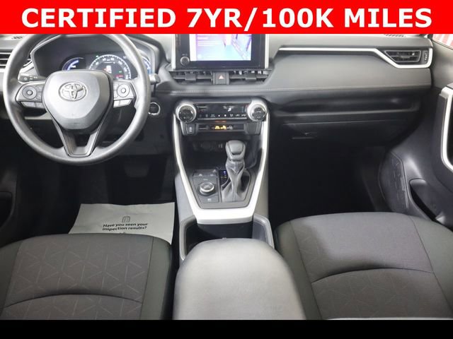 Used 2025 Toyota RAV4 XLE image 16