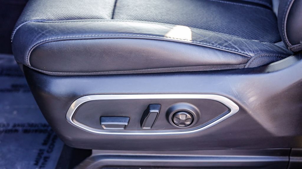 Certified 2024 Jeep Wagoneer Series II image 23