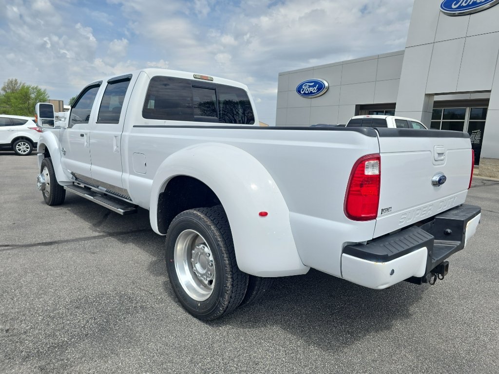 Used 2014 Ford F550 4x4 Crew Cab Super Duty w/ Lariat Interior Package image 7