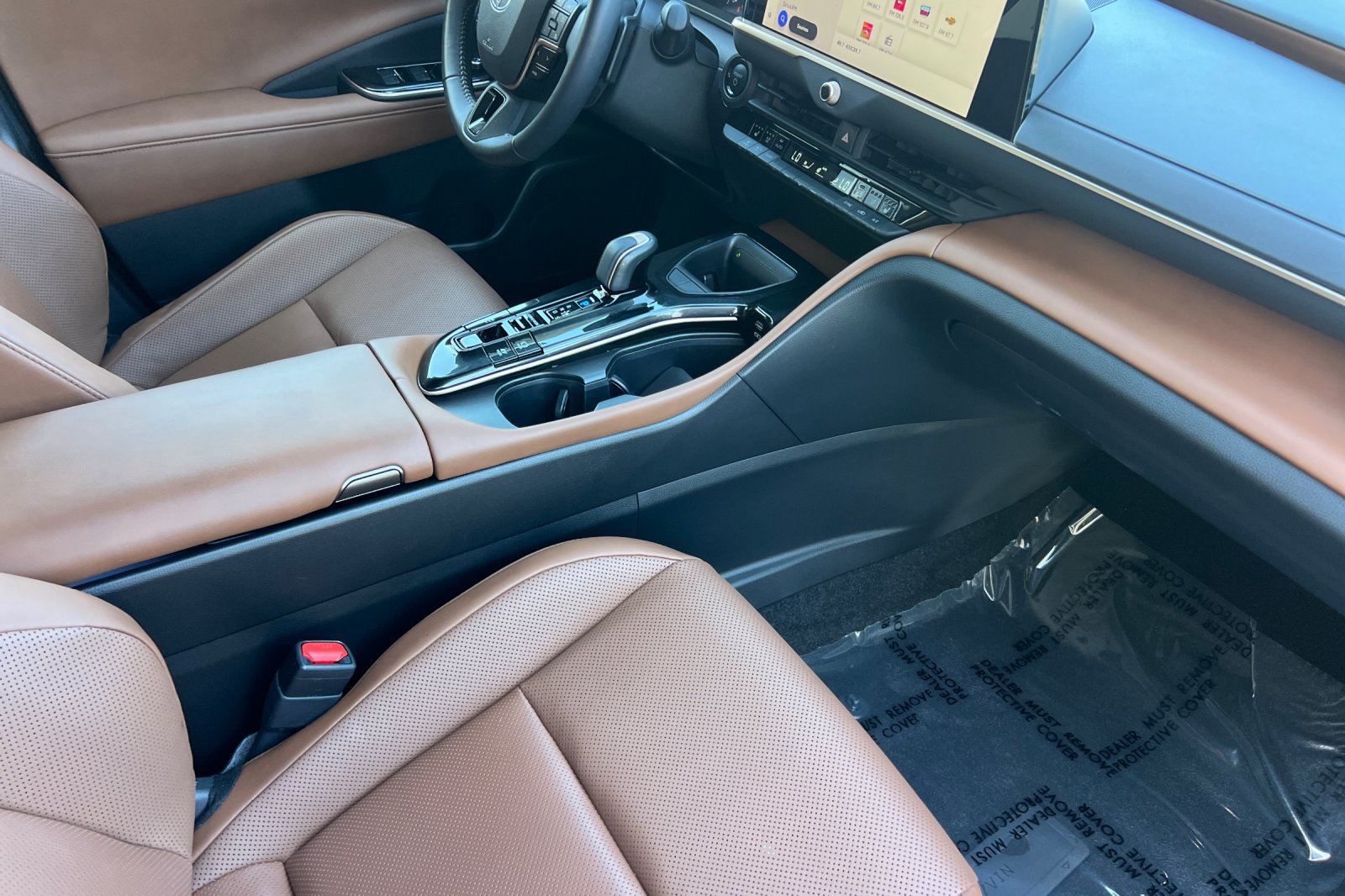 Certified 2025 Toyota Crown Signia AWD/4WD image 16