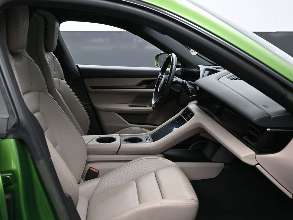 Used 2023 Porsche Taycan image 34