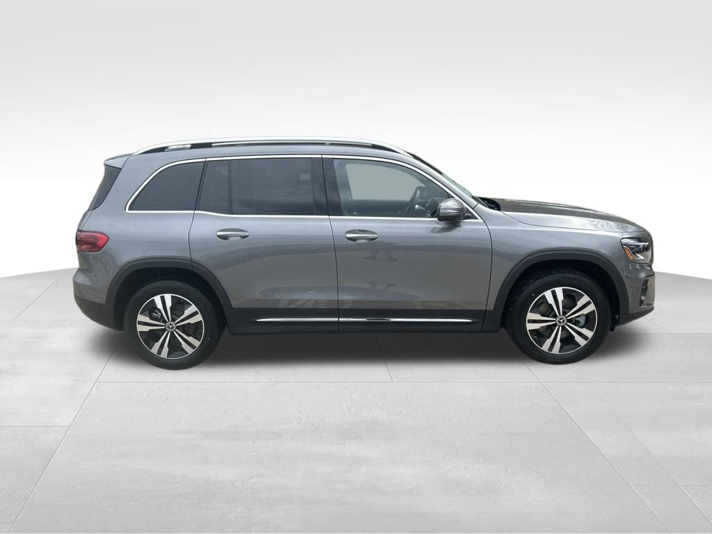 New 2026 Mercedes-Benz GLB 250 4MATIC image 6