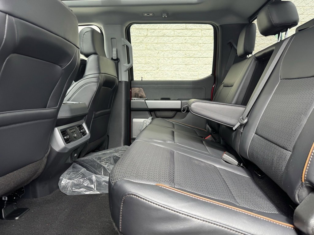 New 2025 Ford F350 Lariat w/ Lariat Ultimate Package image 24