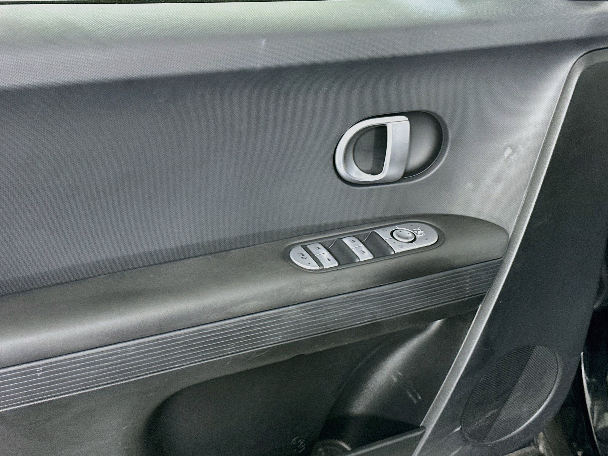 Used 2024 Hyundai Ioniq 5 SEL RWD image 15