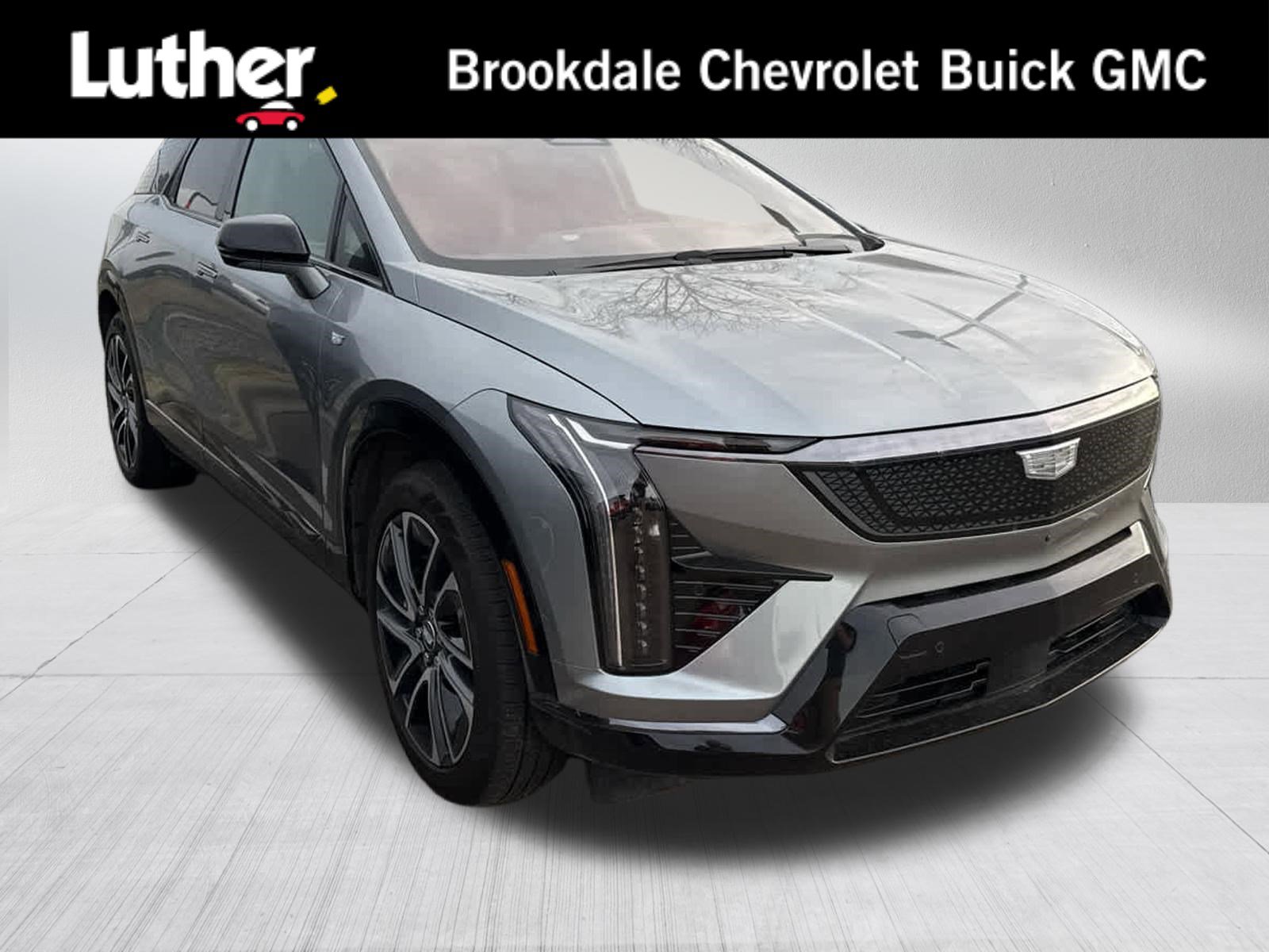 Used 2025 Cadillac Optiq Sport 2 w/ LPO, Floor Liner Package image 1