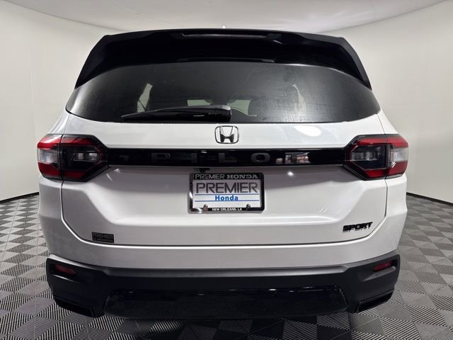 New 2026 Honda Pilot Sport image 6