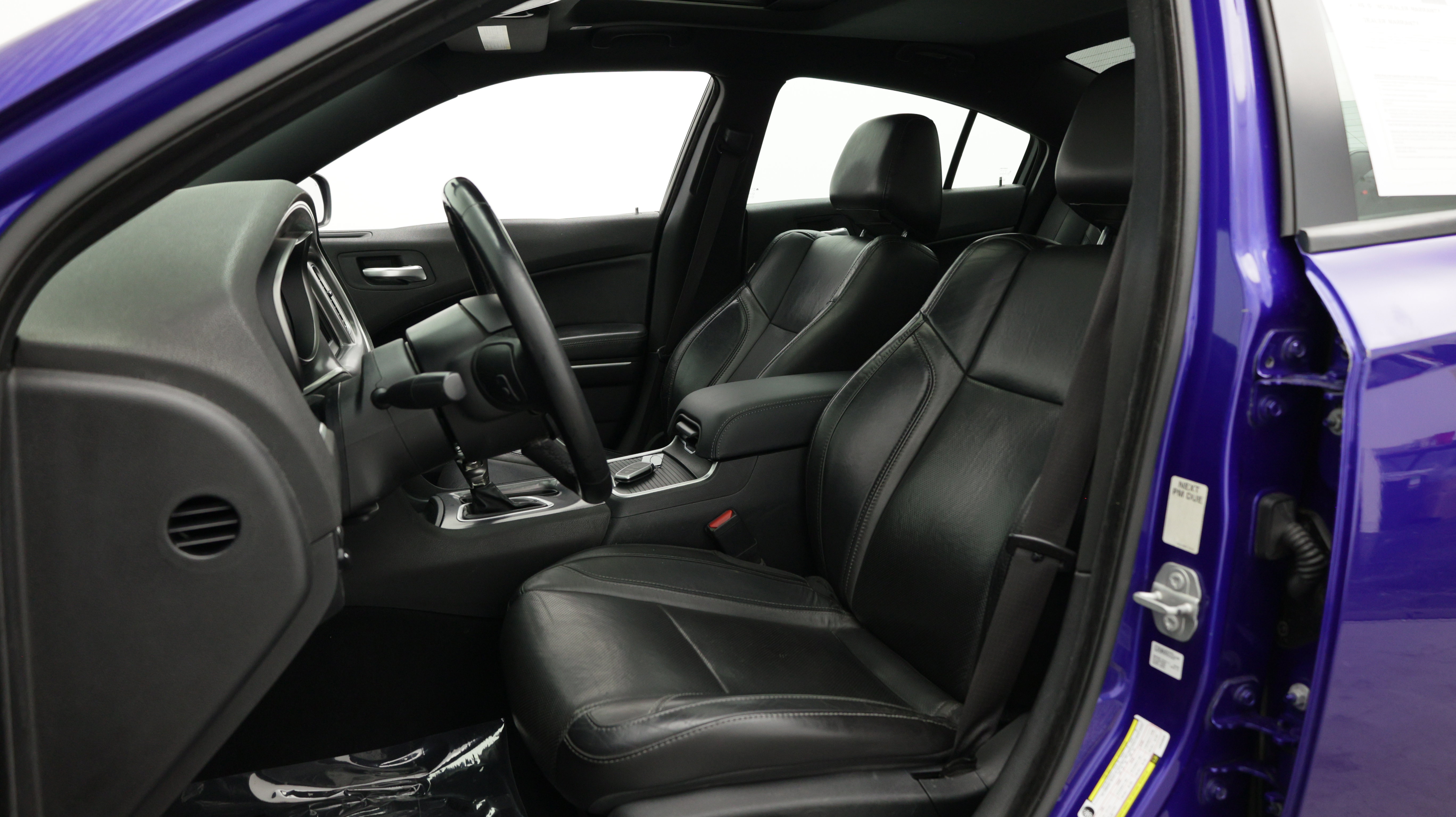 Used 2020 Dodge Charger SXT w/ Leather Interior Group RWD image 24