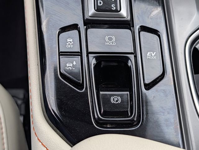 Used 2024 Lexus NX 350h AWD image 16