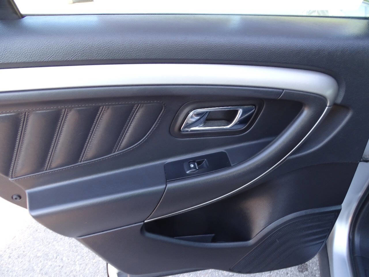 Used 2013 Ford Taurus SEL AWD image 27
