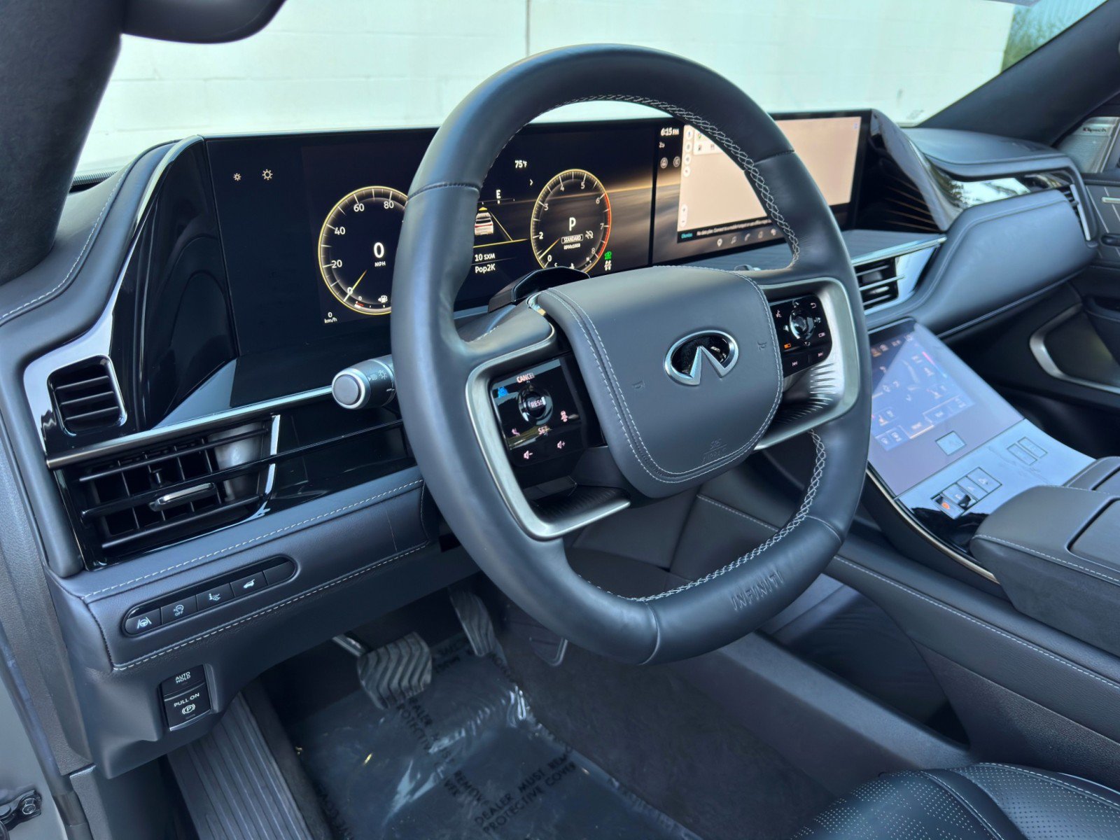 Used 2025 INFINITI QX80 Autograph AWD/4WD image 15