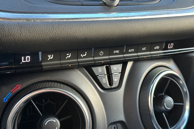 Used 2022 Chevrolet Blazer LT image 28