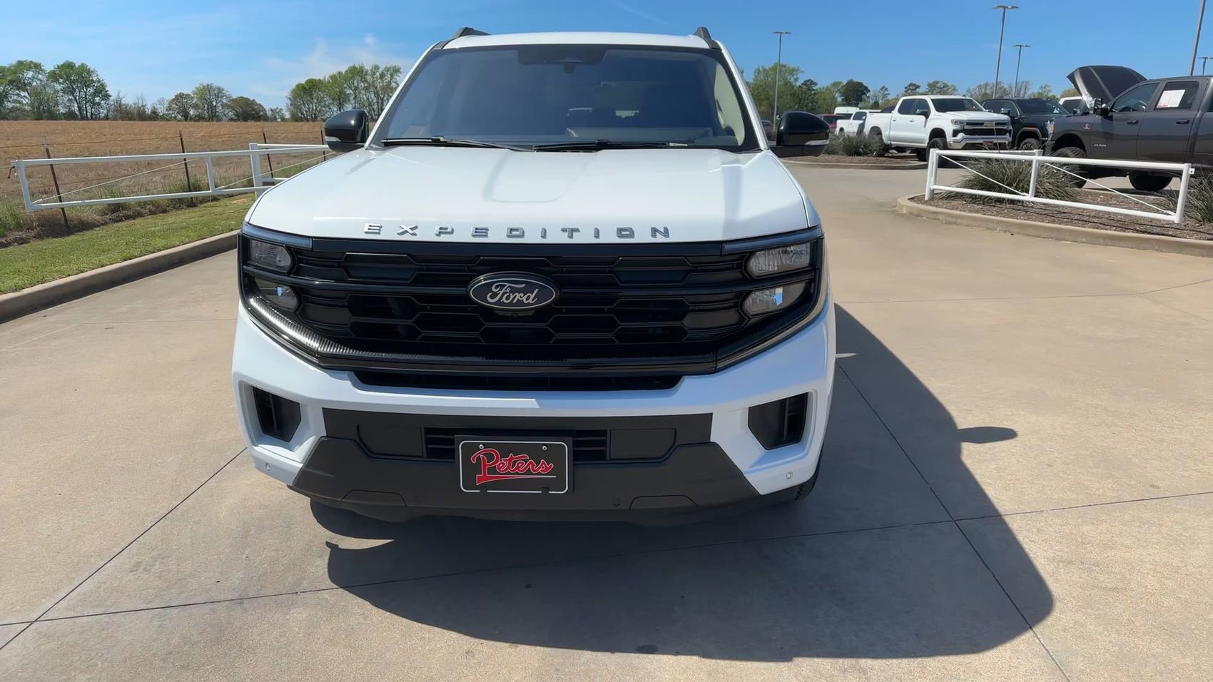 Used 2025 Ford Expedition Active AWD/4WD image 4